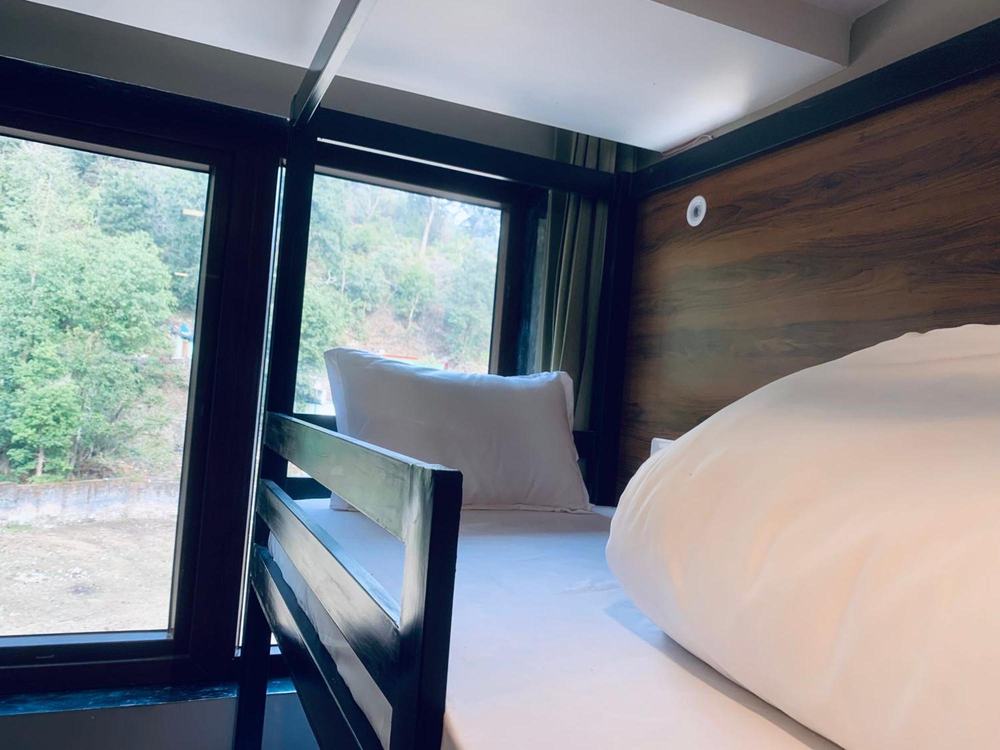 Hotel & Hostel Vimal Ganga Rishikesh Exterior photo