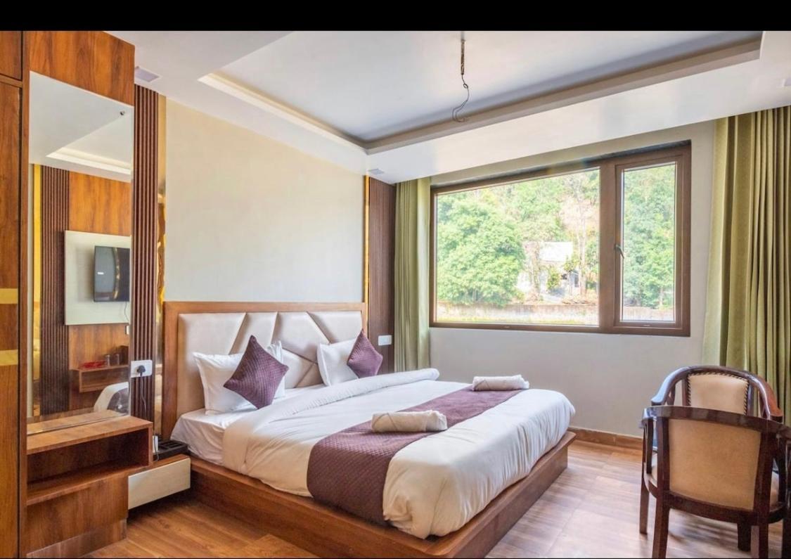 Hotel & Hostel Vimal Ganga Rishikesh Exterior photo